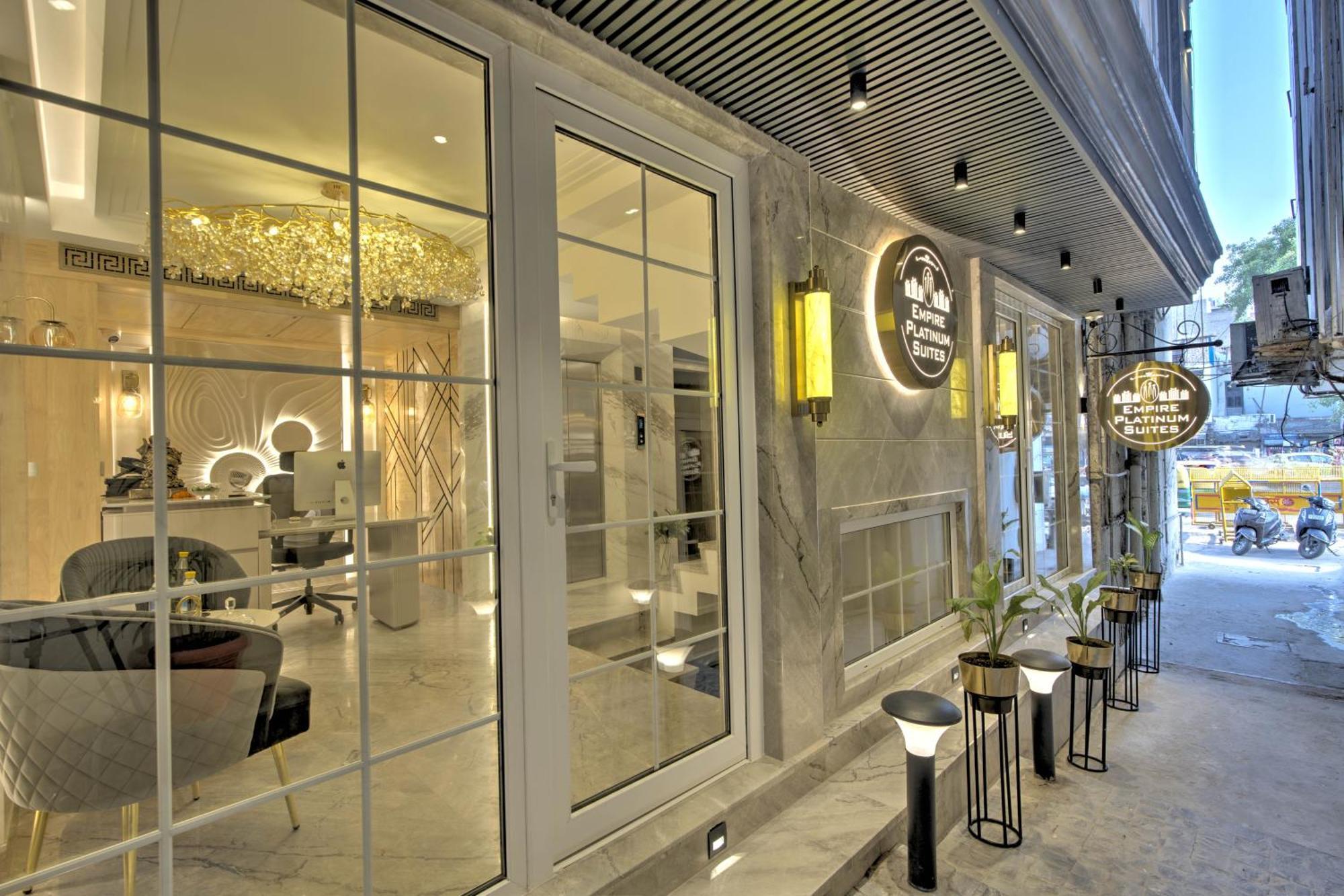 Empire Platinum Suites New Delhi Luaran gambar