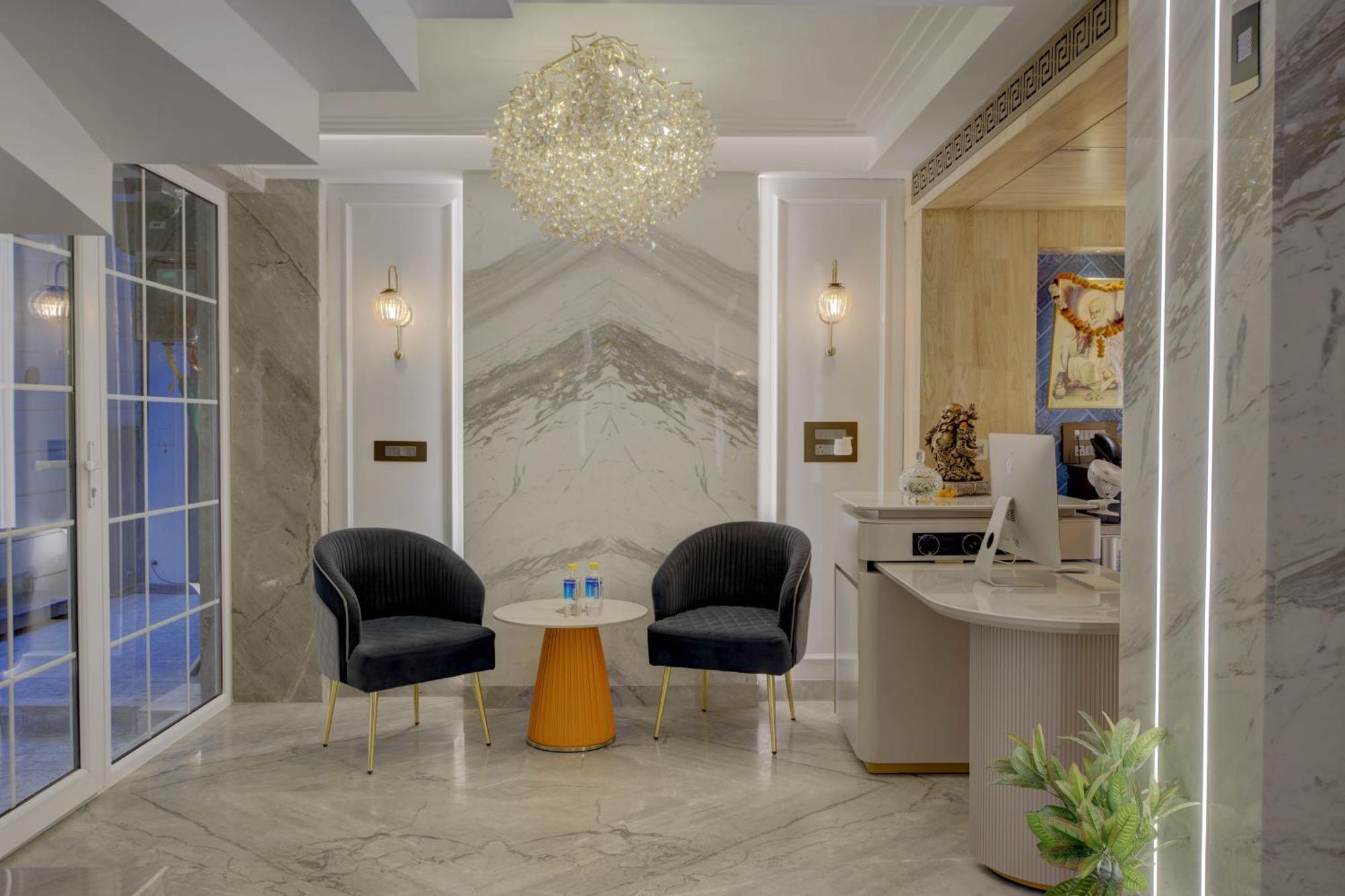 Empire Platinum Suites New Delhi Luaran gambar