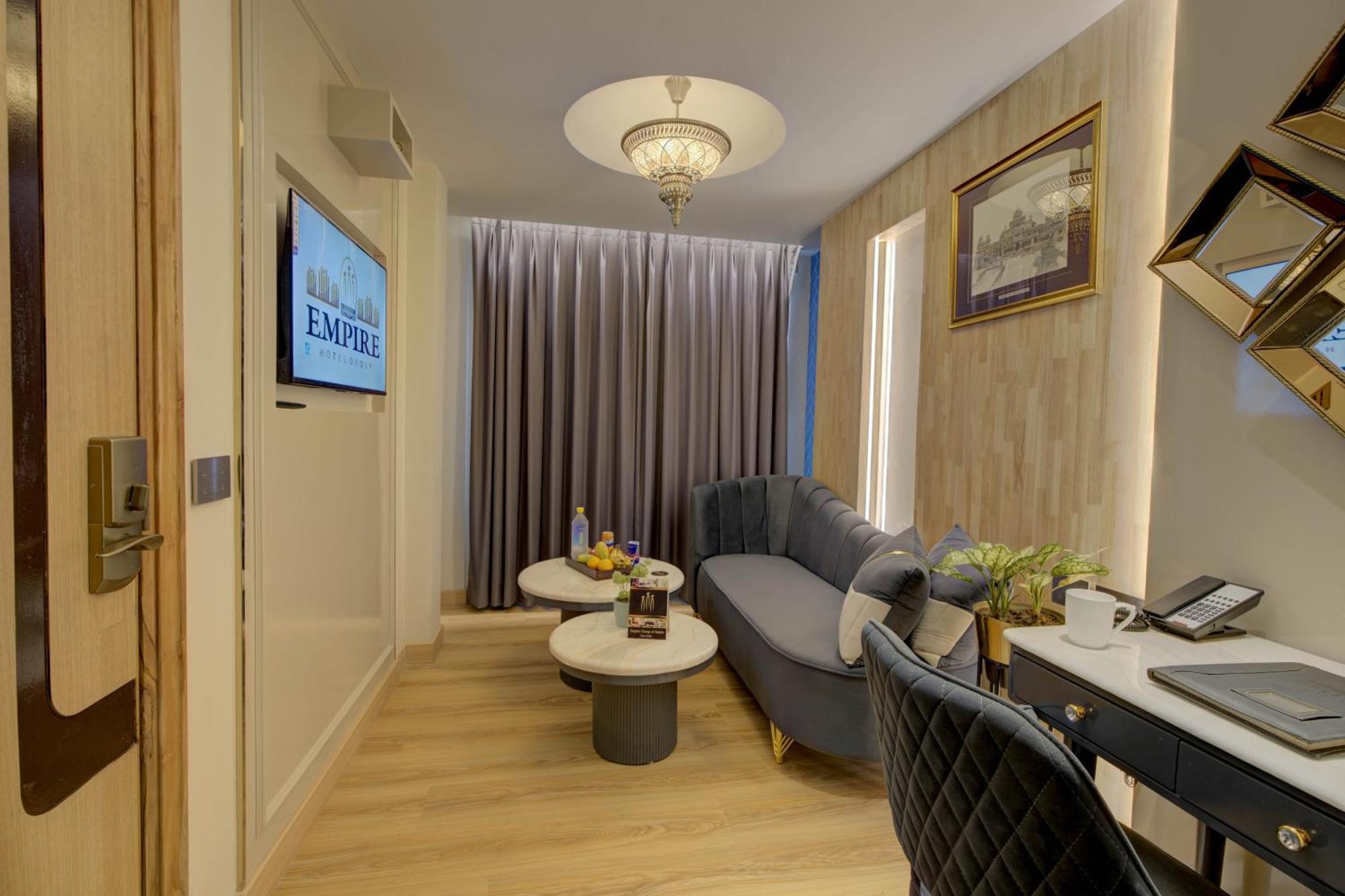 Empire Platinum Suites New Delhi Luaran gambar