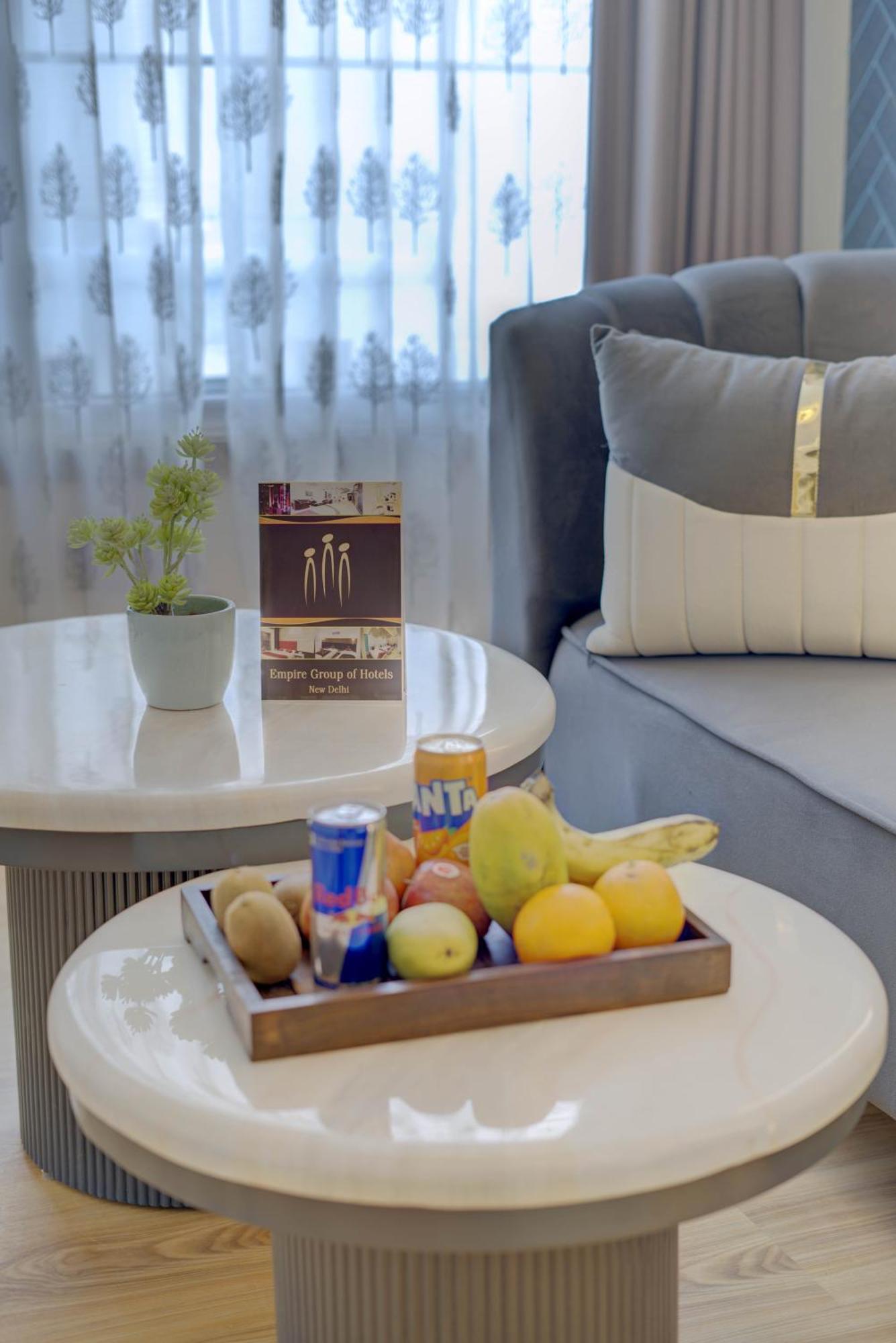 Empire Platinum Suites New Delhi Luaran gambar